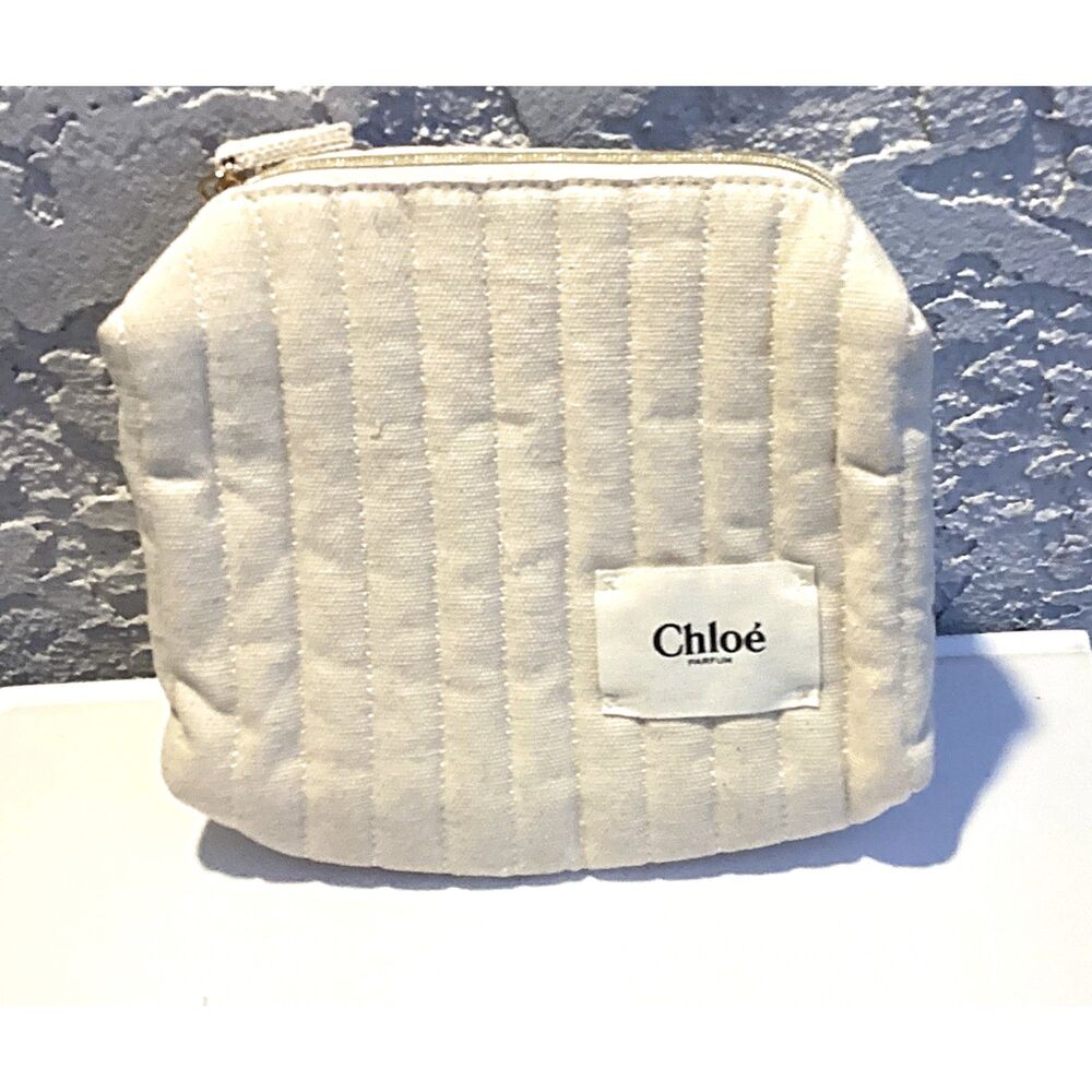 NWOT Chloe Canvas Quilted Makeup Bag/Pouch  Off-White/Cream  Zipper Closure